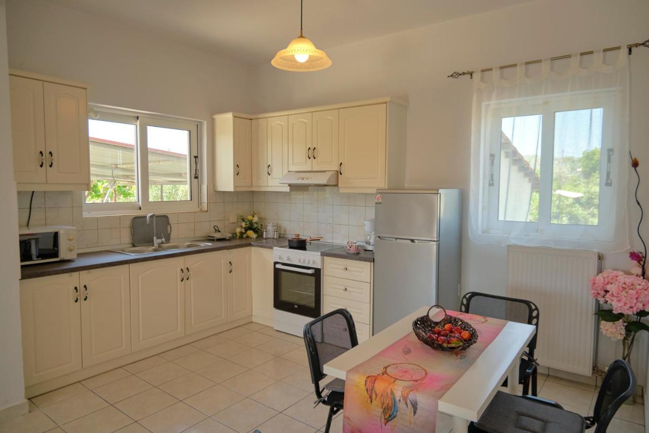 Morfis Getaway Apartment Kalpaki  Екстериор снимка